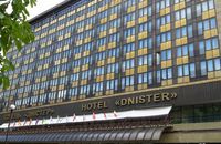 Суд арештував будівлю готелю «Дністер» у Львові через російського власника