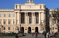 Три львівські університети – у десятці найкращих вишів України