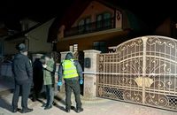 На подвір'я депутата Закарпатської обласної ради кинули гранату