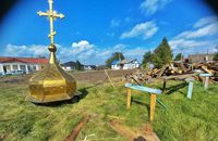Поблизу Рівного парафіяни ПЦУ бензопилами порізали дерев'яну церкву XVIII століття