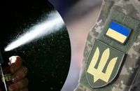 Рівненський ТЦК підтримав людолова, який "задув" балончиком жінку з немовлям