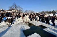 У Мукачеві на річці Латориця відсвяткували Хрещення Господнє